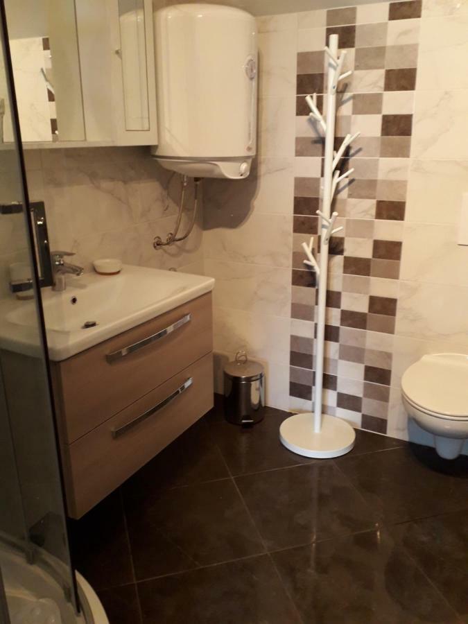 Mendula Apartment ปาโกชตาเน ภายนอก รูปภาพ