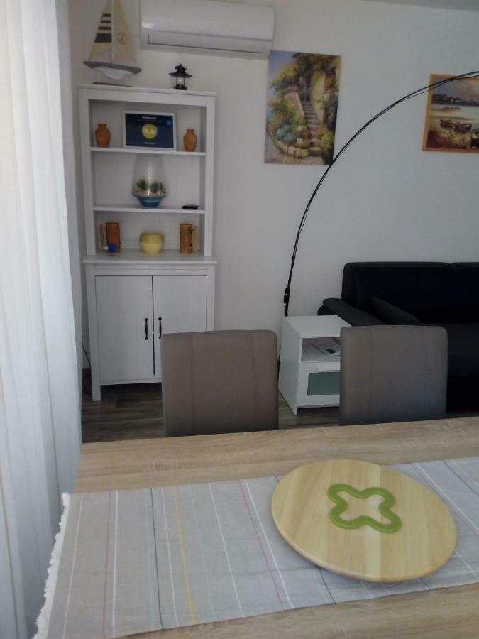 Mendula Apartment ปาโกชตาเน ภายนอก รูปภาพ